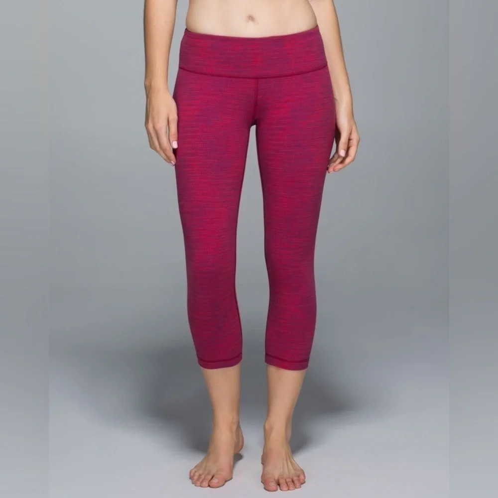 Lululemon Wunder Under Crop II Diamond Jacquard Space Dye Bumble Berry Womens 4